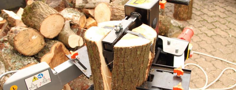 Quel fendeur de b&ucirc;ches choisir pour son bois de chauffage &agrave; Provins ?